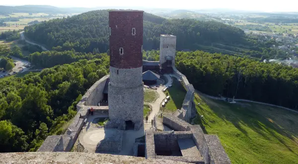 Gdzie w Góry Świętokrzyskie? Odkryj najpiękniejsze miejsca i szlaki
