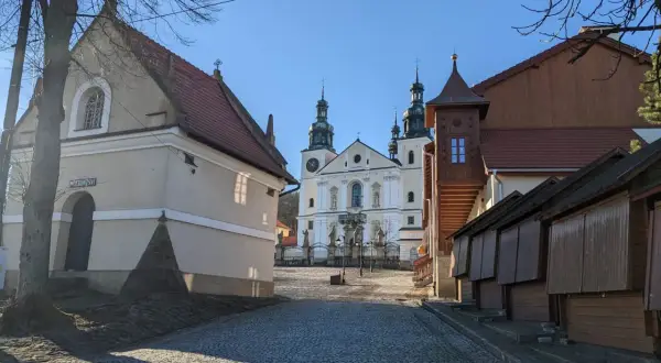 Atrakcje w Kalwarii Zebrzydowskiej, które musisz zobaczyć i przeżyć